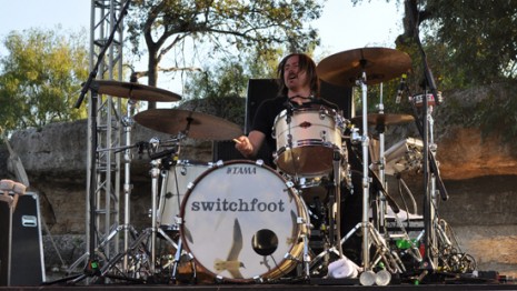switchfoot drummer (photo by DVP)