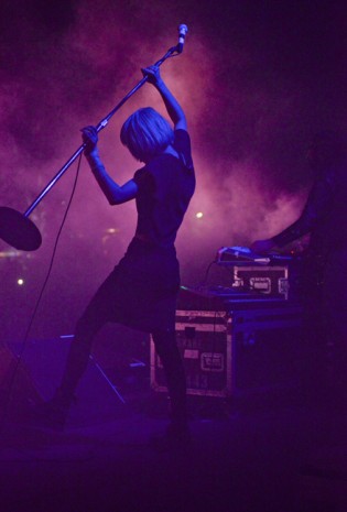 Crystal-Castles_Photo by Dave Mead