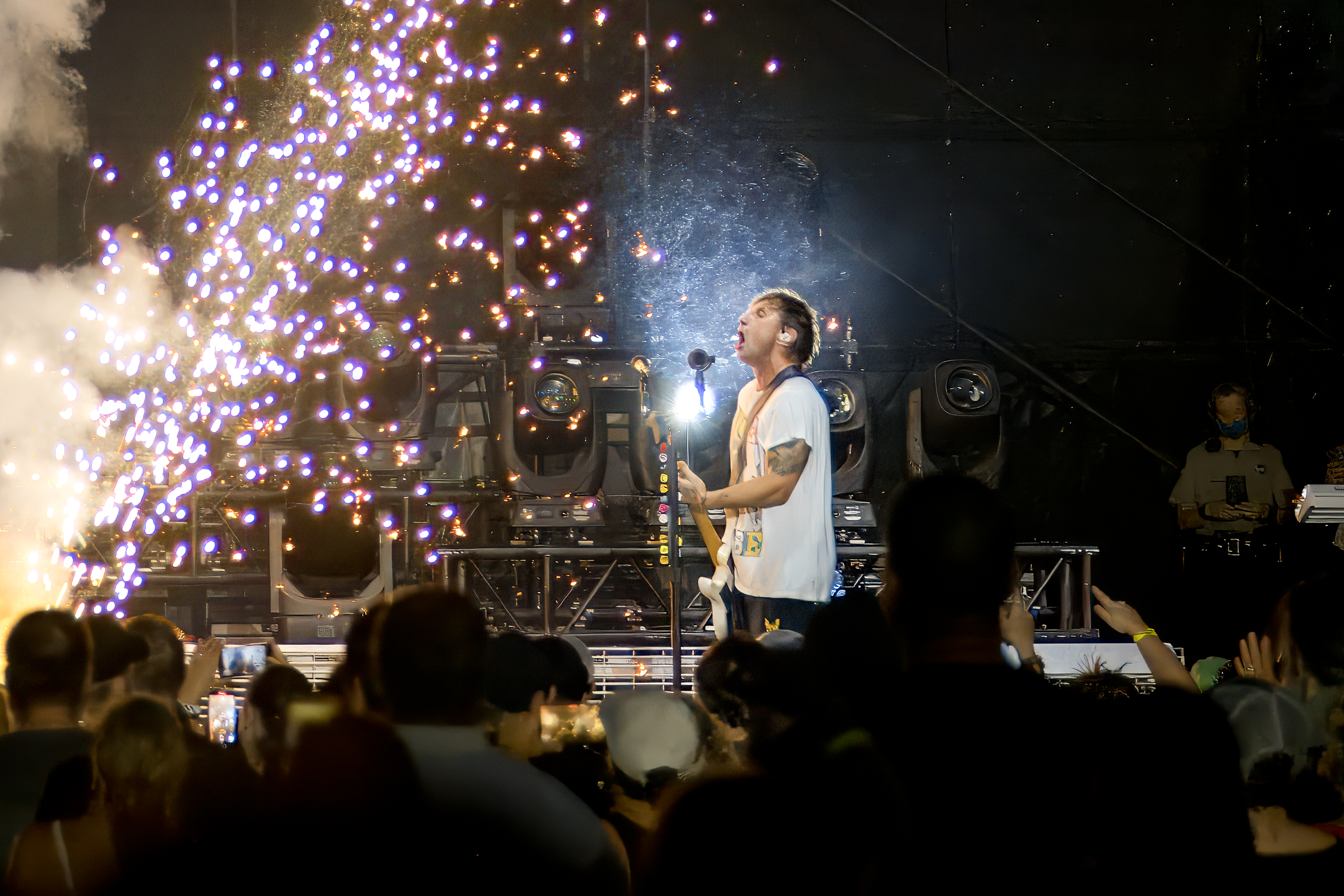 Shinedown photo by Annette Holloway for HM Magazine